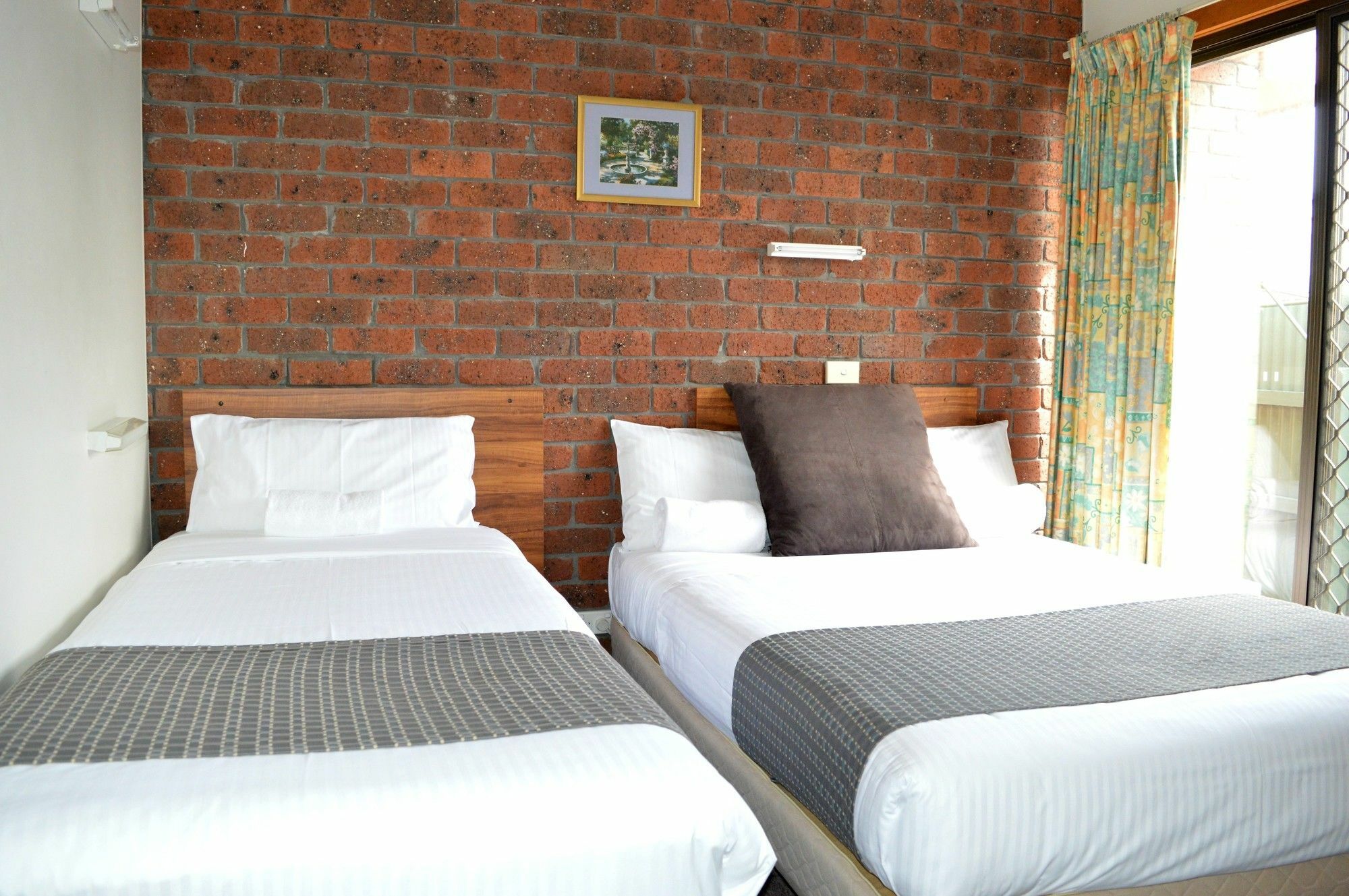 Lakes Jakaranda Holiday Units 엔트런스호수 외부 사진